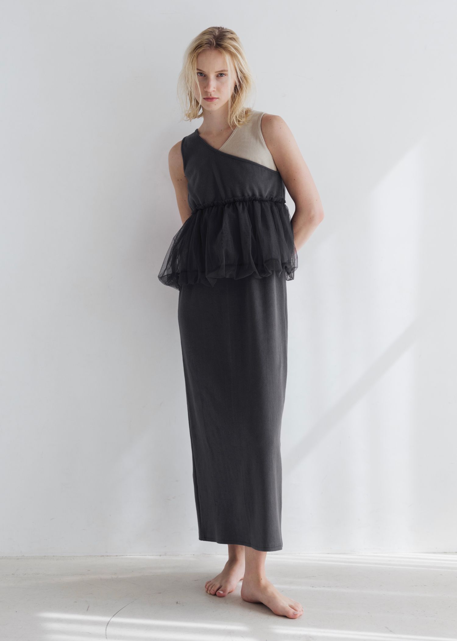tulle peplum docking rib OP