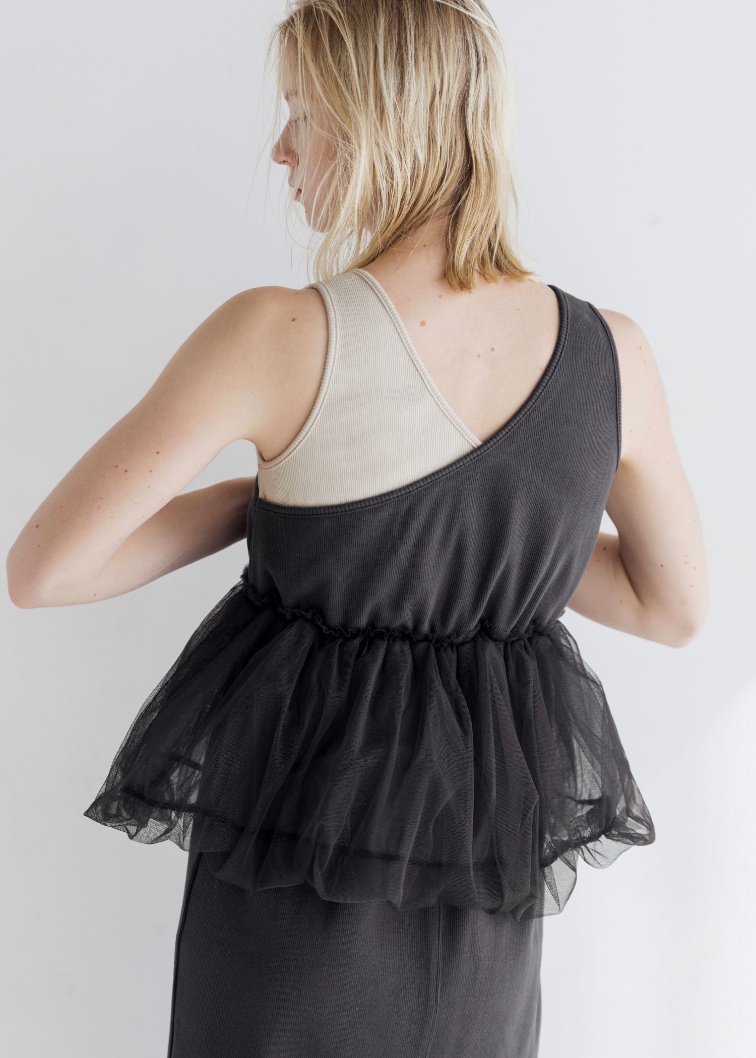 tulle peplum docking rib OP