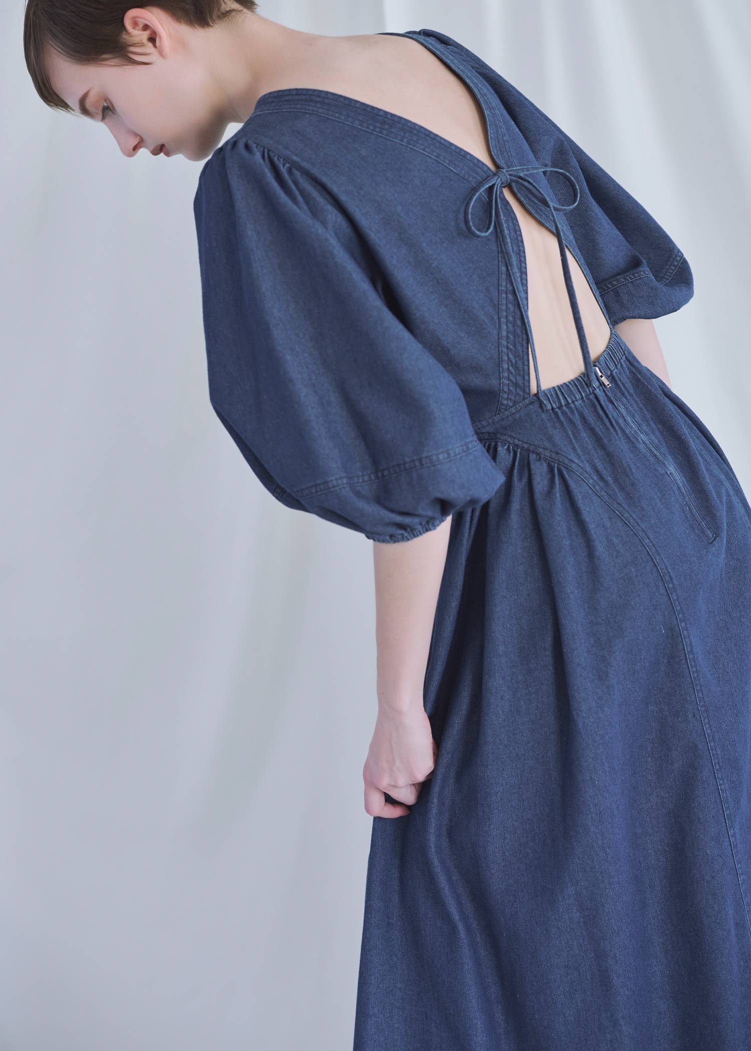 back open switching bicolor stitch denim OP