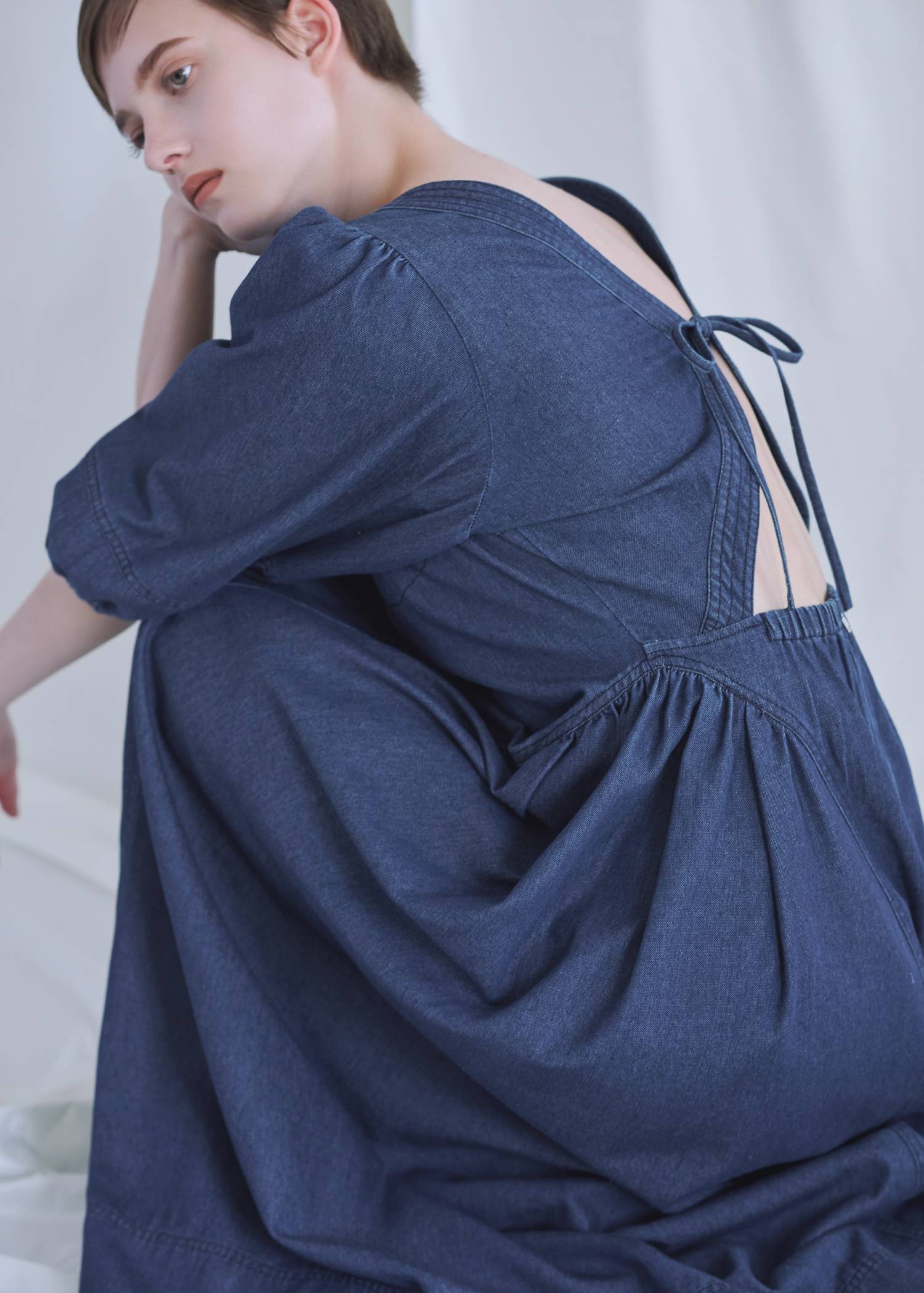 back open switching bicolor stitch denim OP