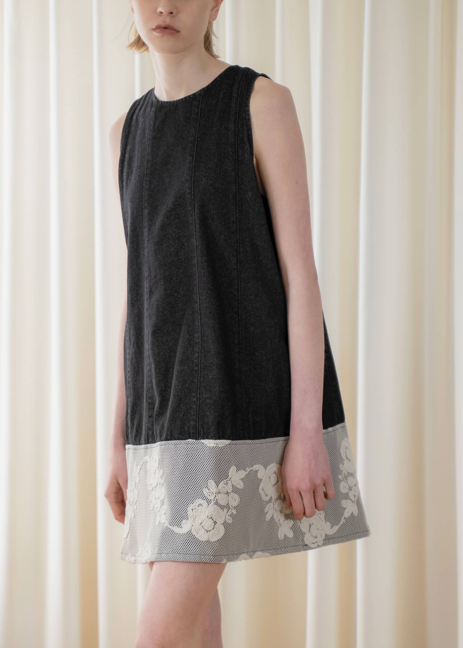 denim panel a line lace hem no sleeve OP