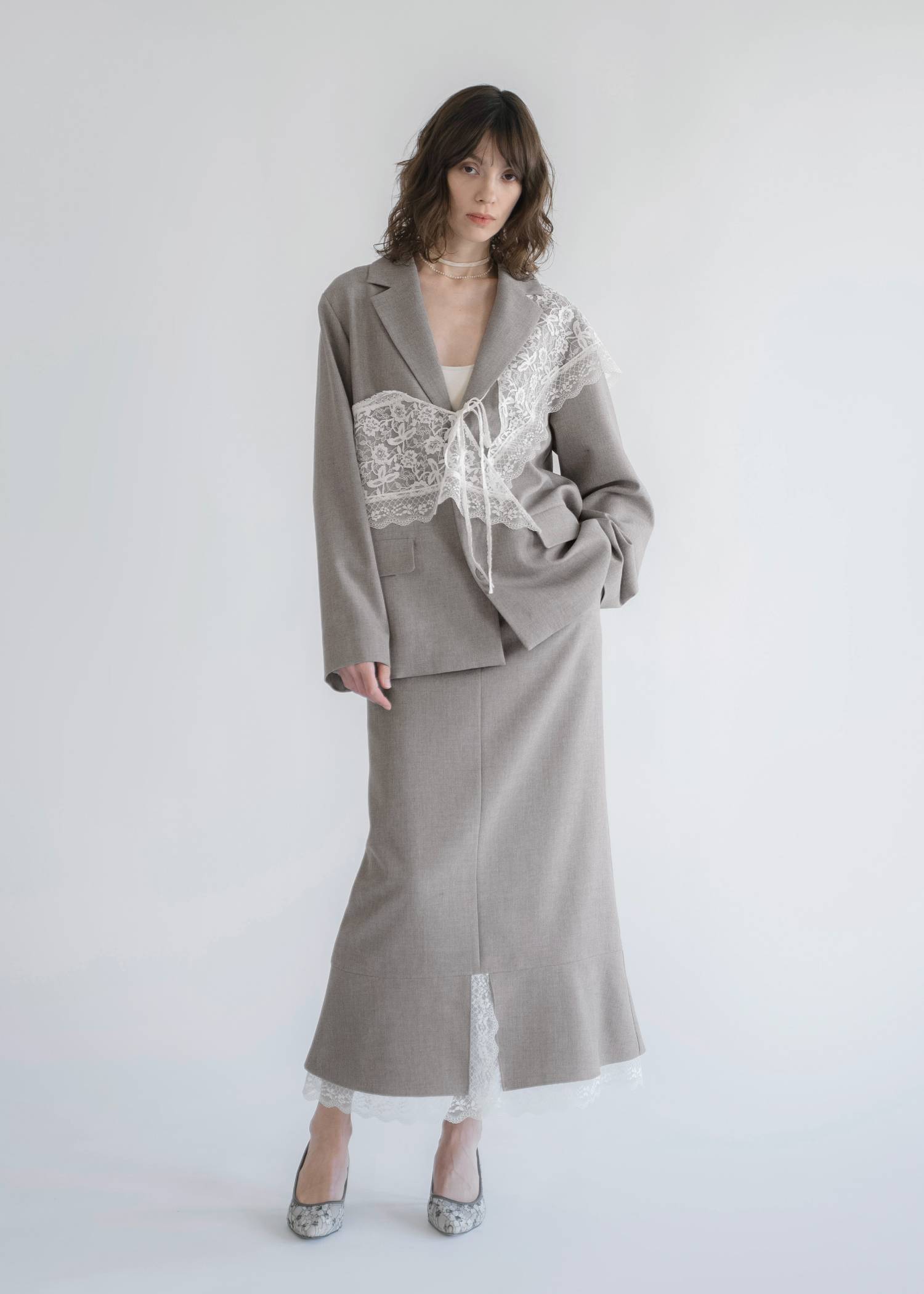 arrangement lace shawl oversize JK