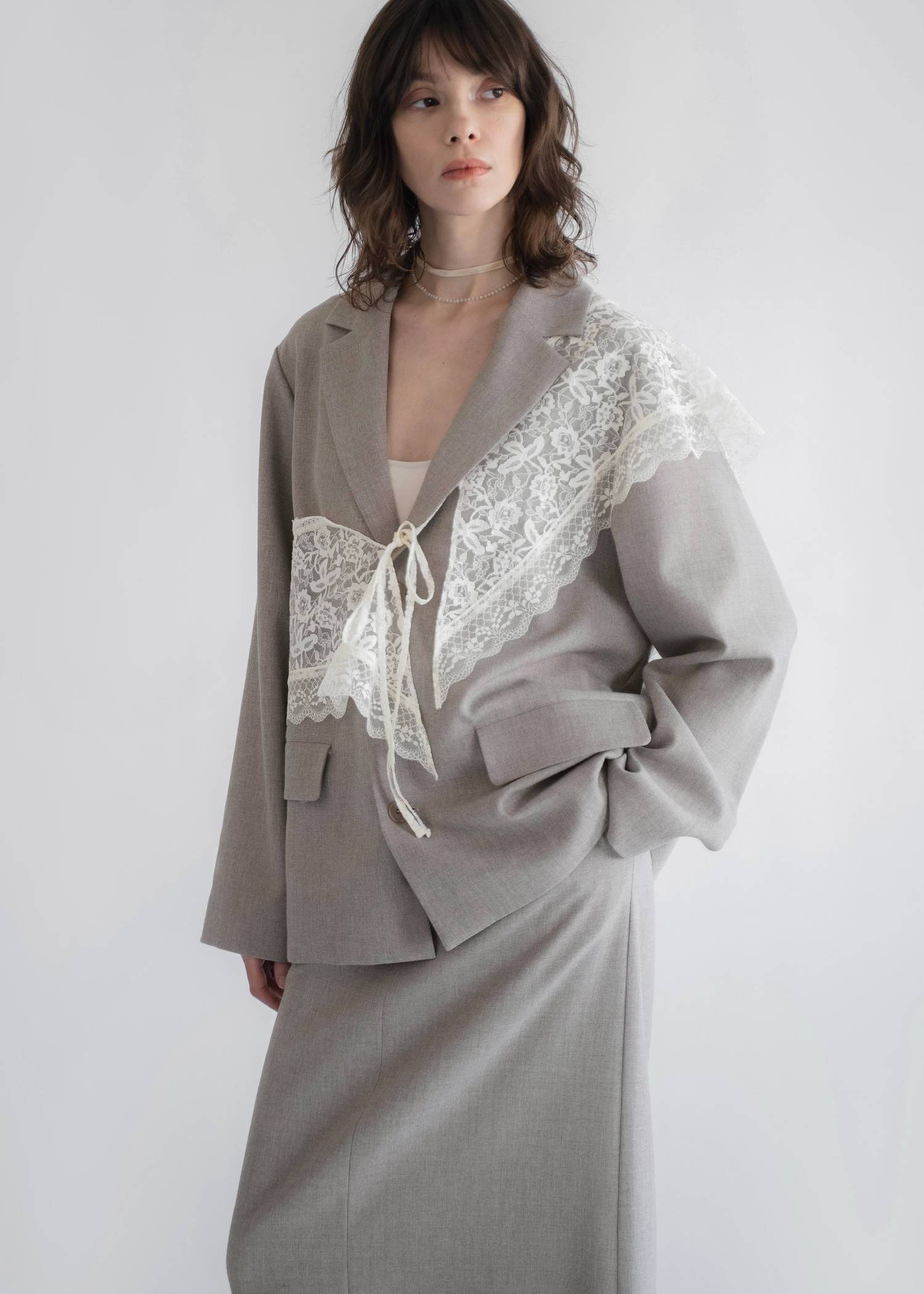 arrangement lace shawl oversize JK