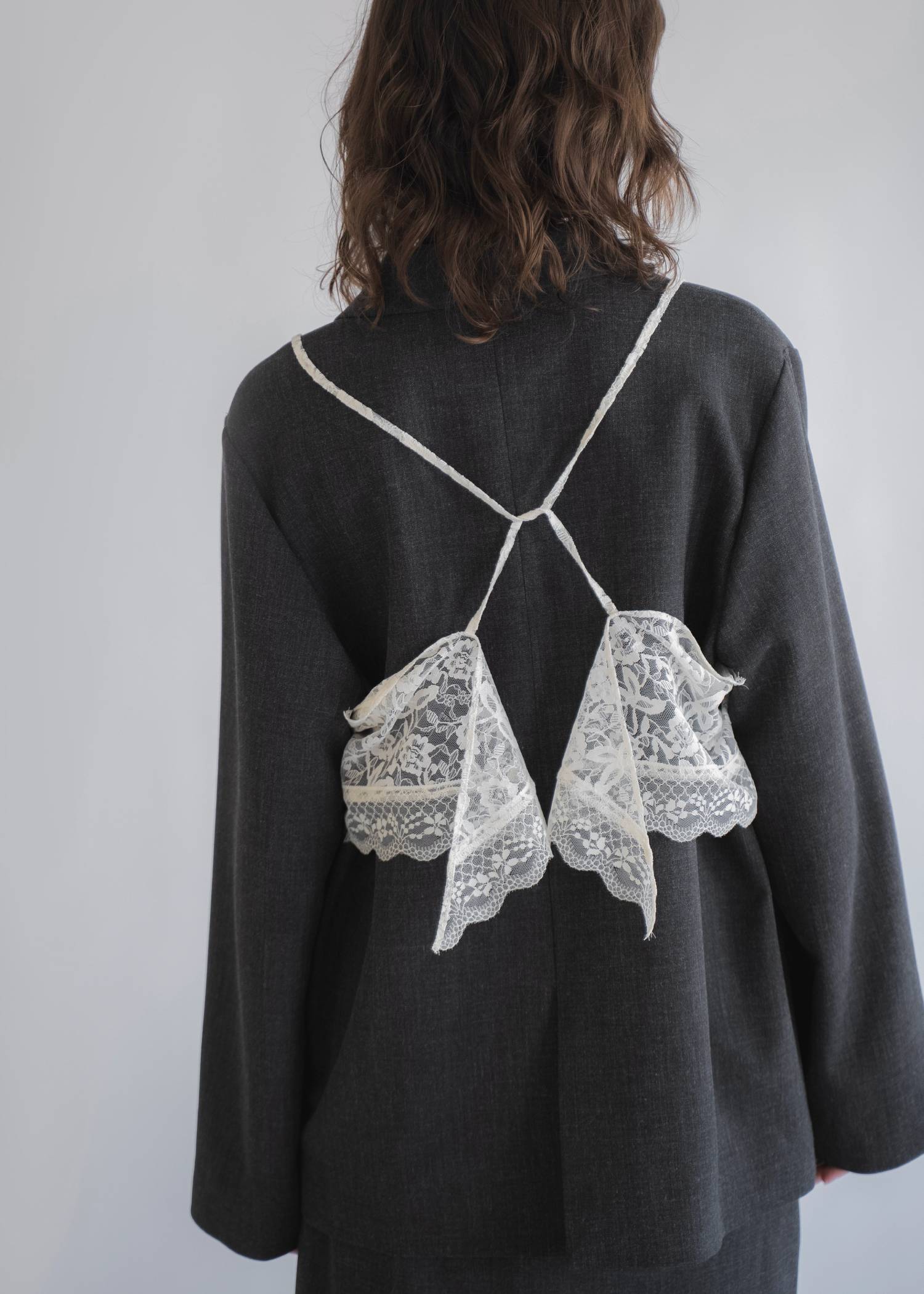 arrangement lace shawl oversize JK