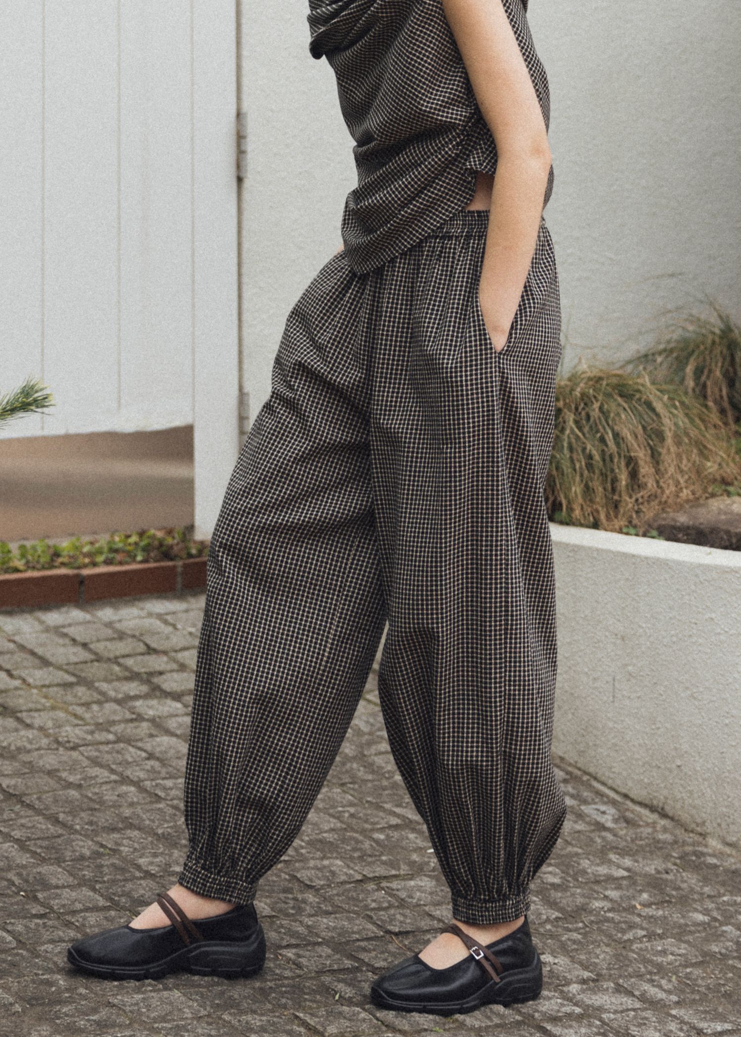 volume wide shirring check PT