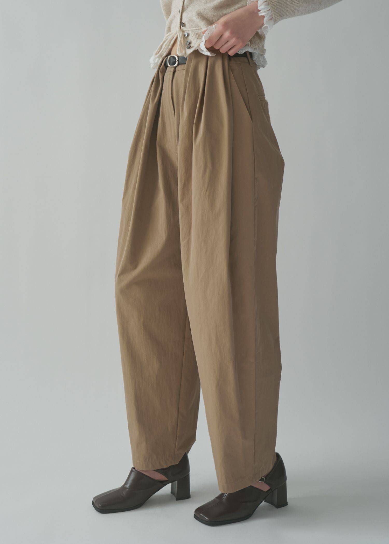 thick belt loop tuck wide PT