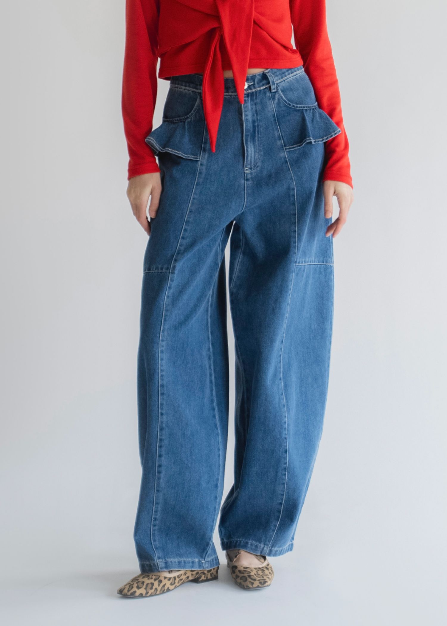 frill pocket center seam bi color stitch denim