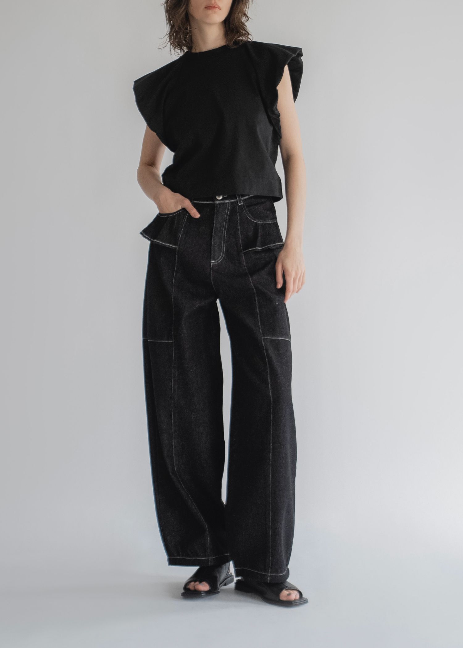 frill pocket center seam bi color stitch denim