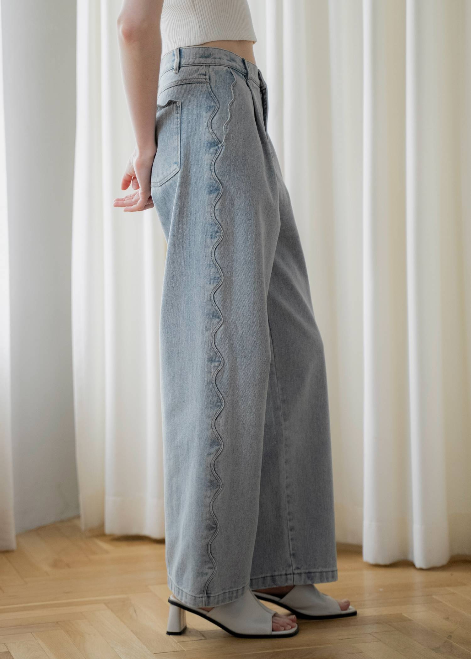 scalloped detail denim PT