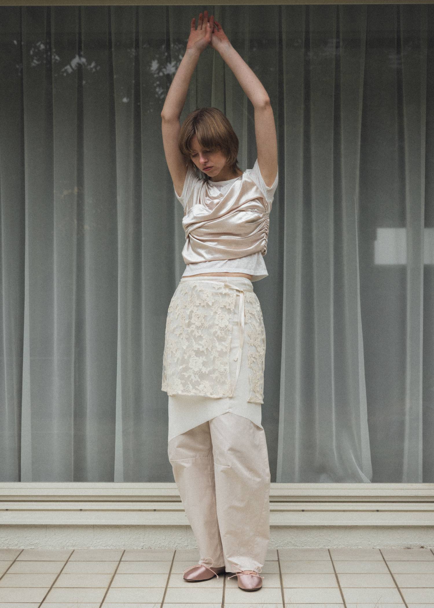 removable lace darts curve silhouette chino PT