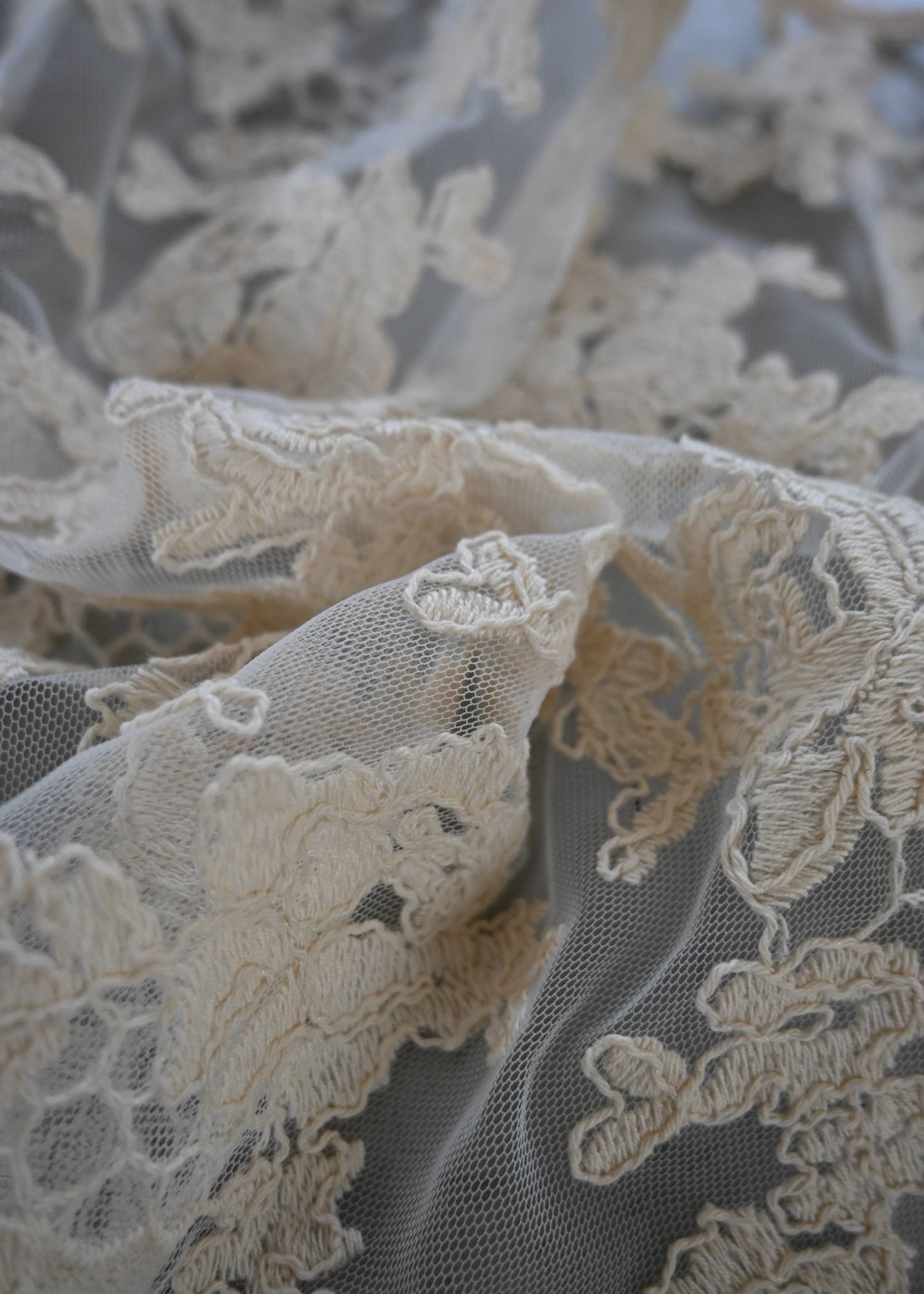 removable lace darts curve silhouette chino PT