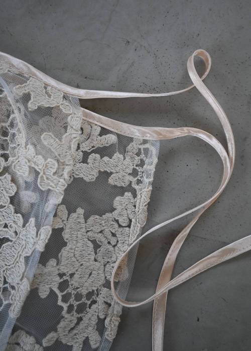 removable lace darts curve silhouette chino PT