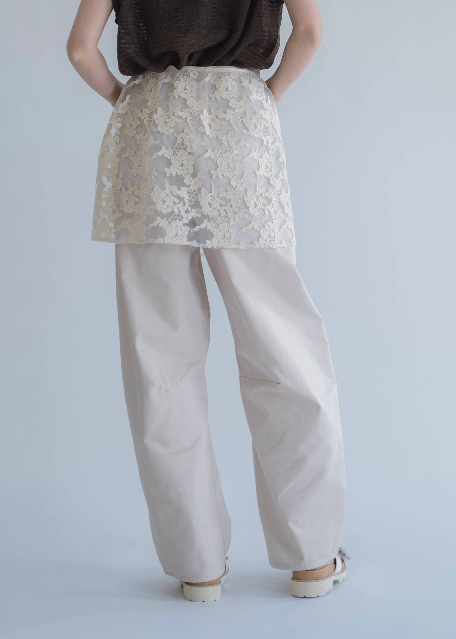 removable lace darts curve silhouette chino PT