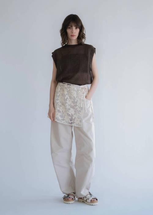 removable lace darts curve silhouette chino PT