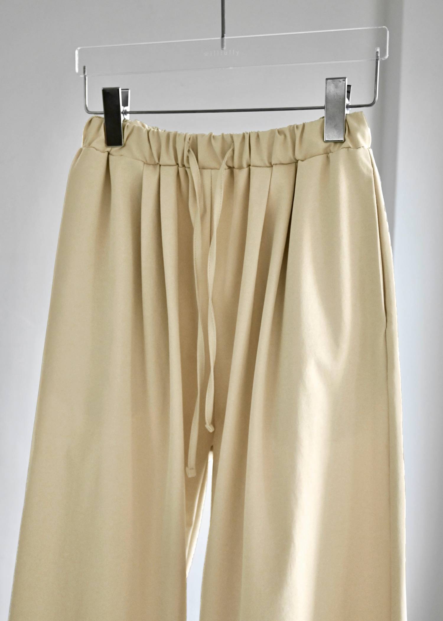 waist tuck gather relax PT