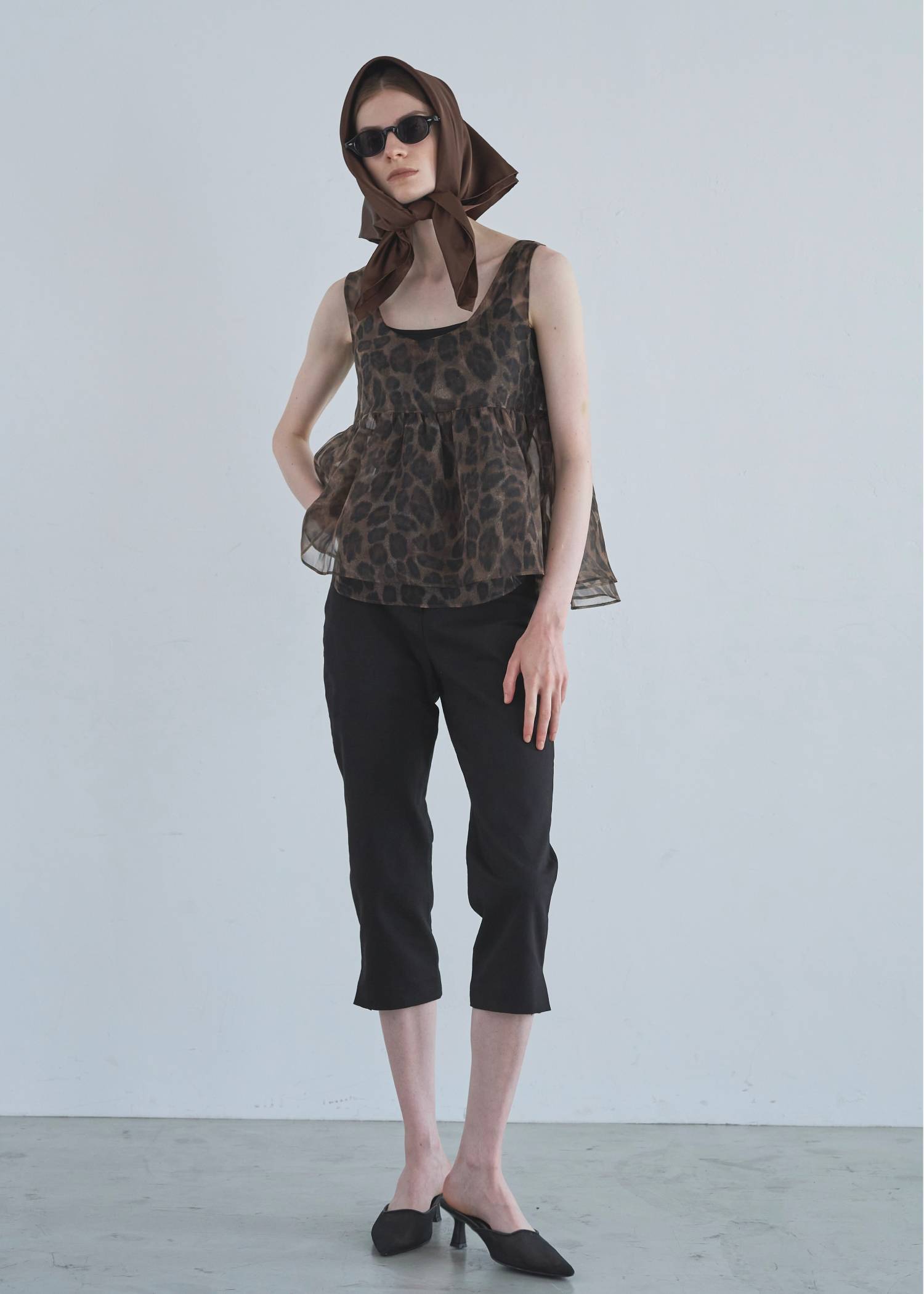 side slit rich capri PT