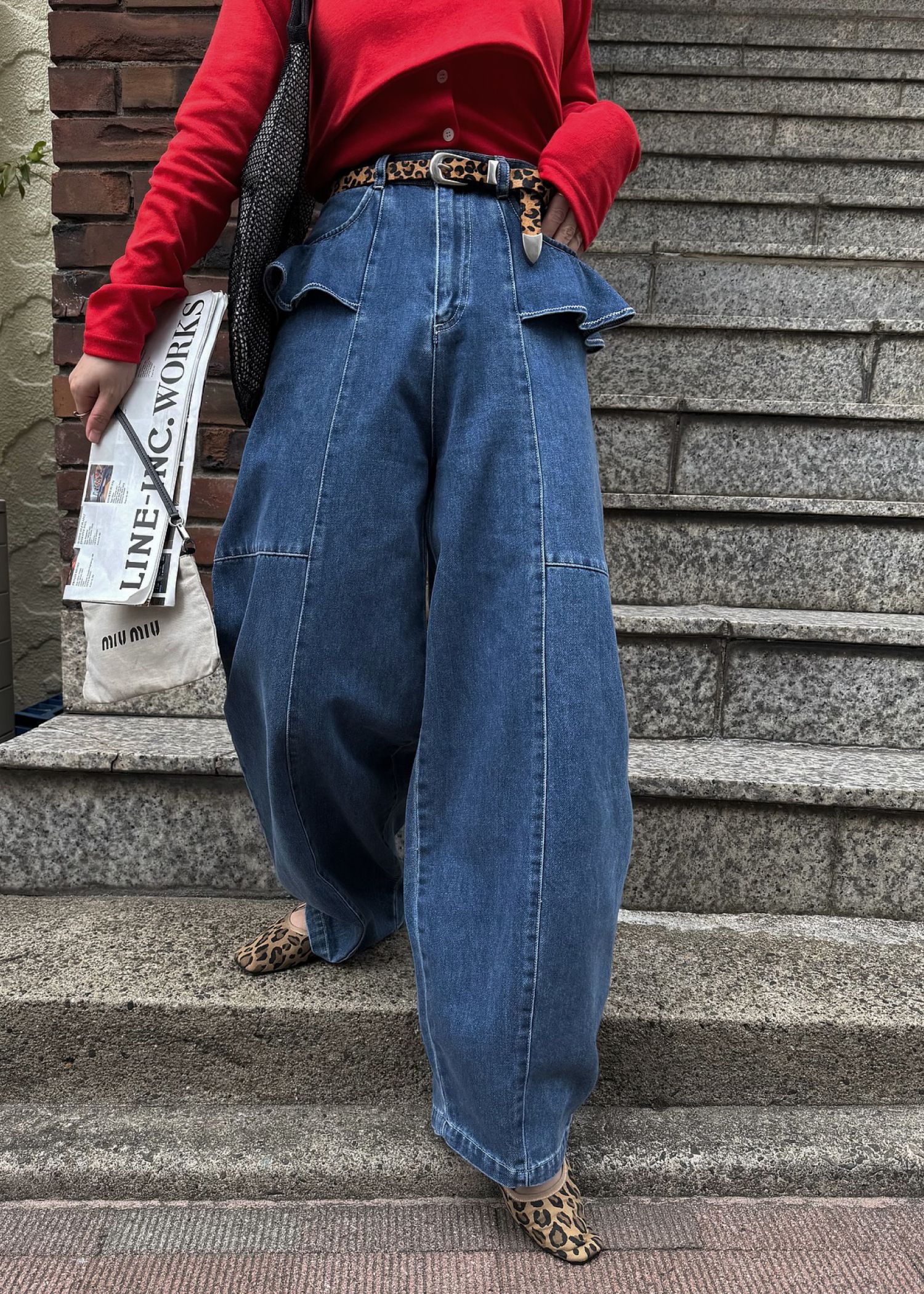 leopard crisscross strap flat shoes