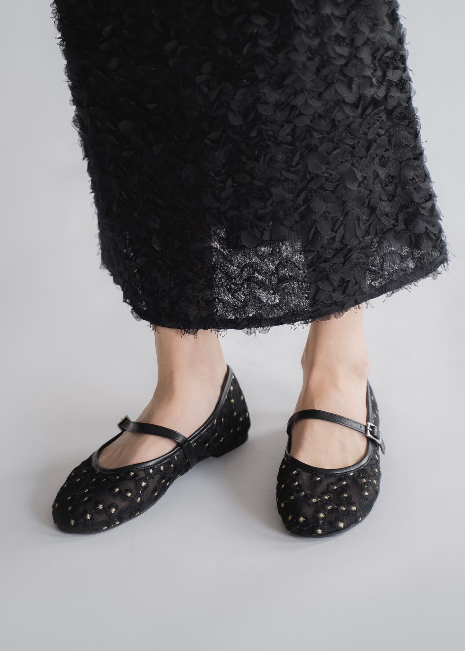 flower embroidery mary jane shoes