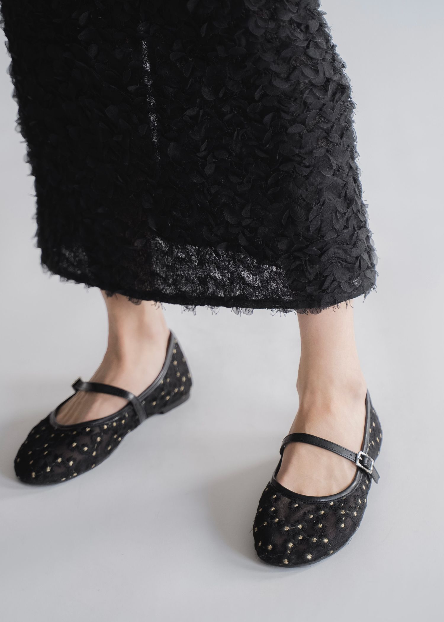 flower embroidery mary jane shoes