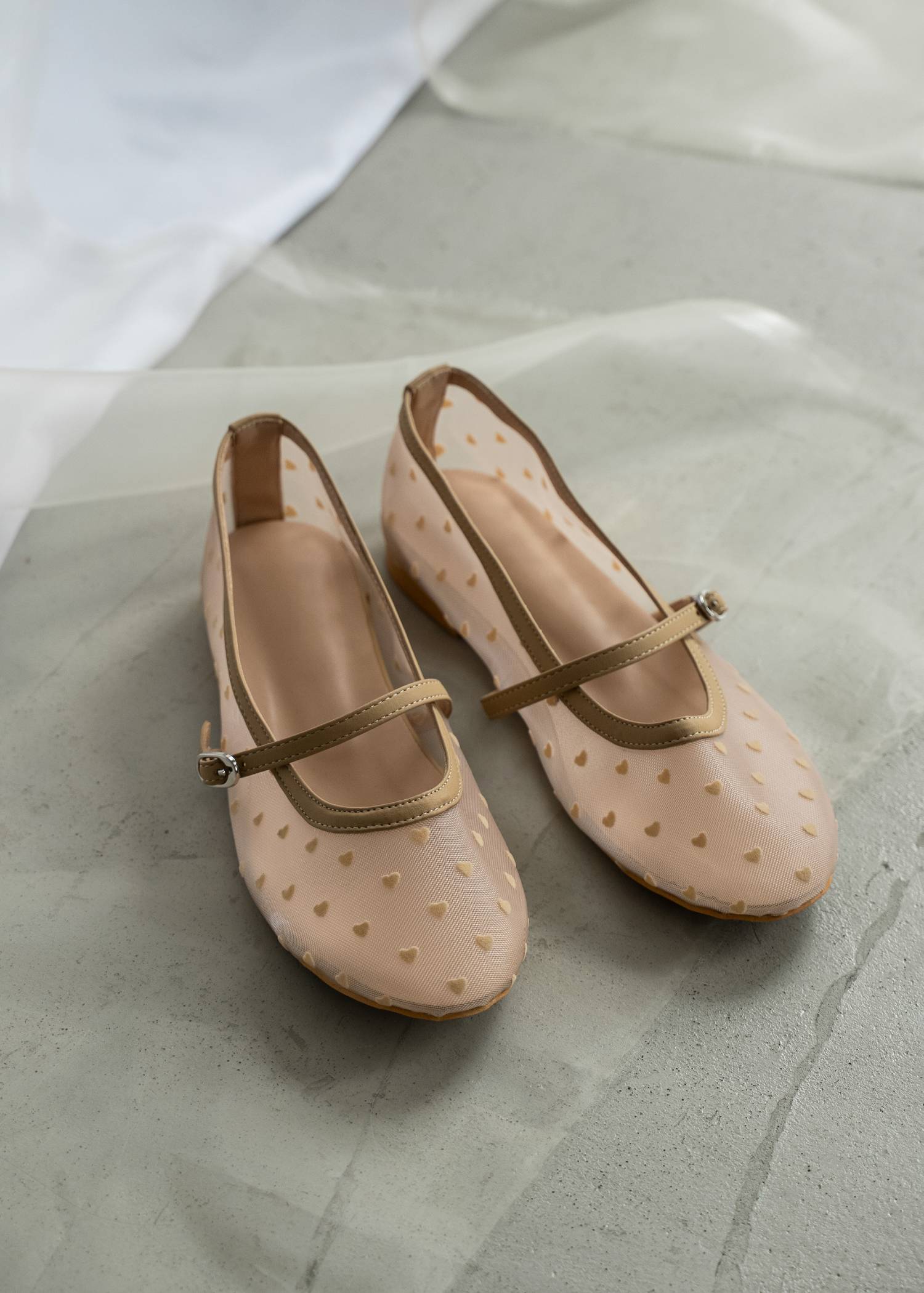 heart flocking mesh mary jane shoes