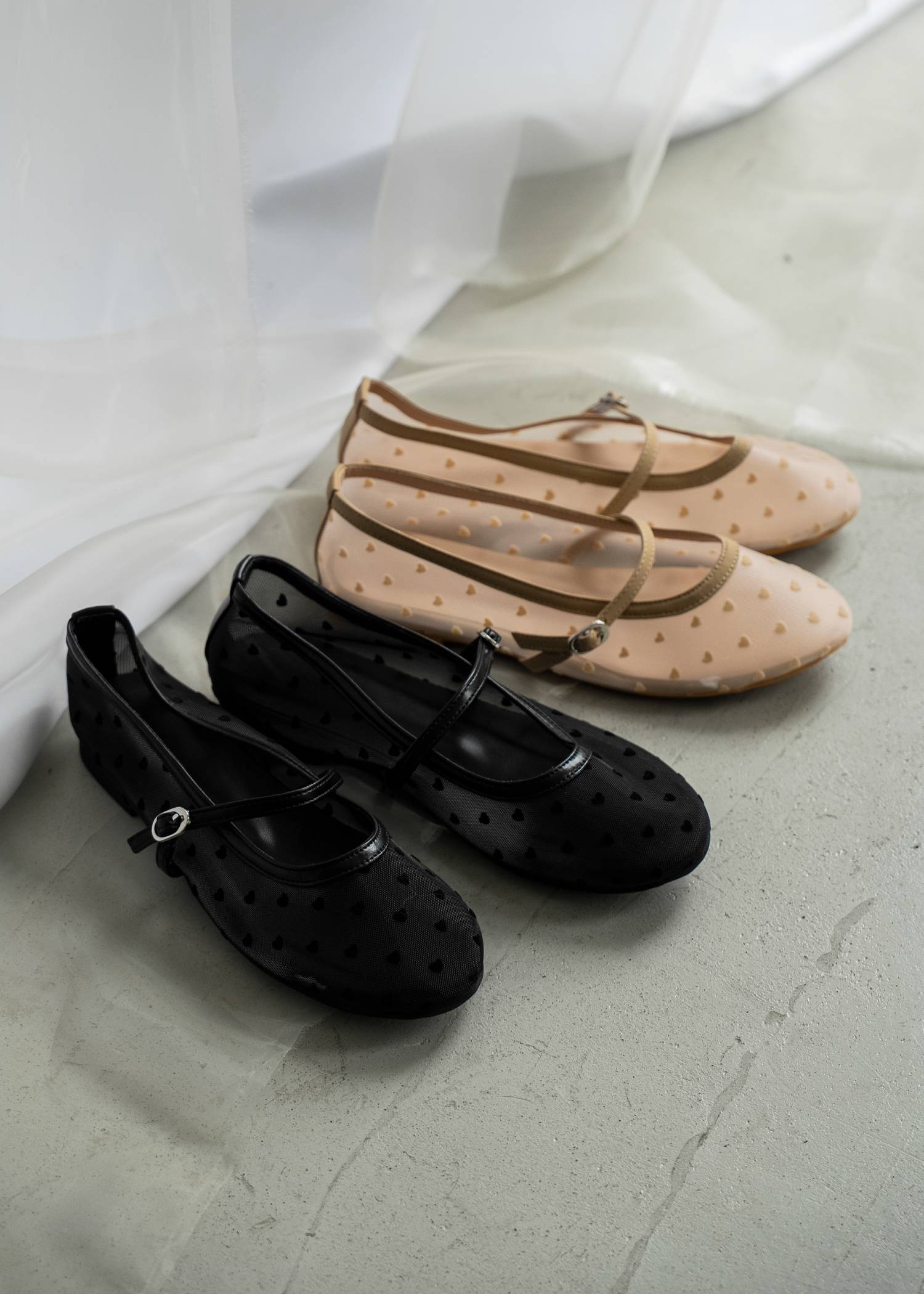 heart flocking mesh mary jane shoes