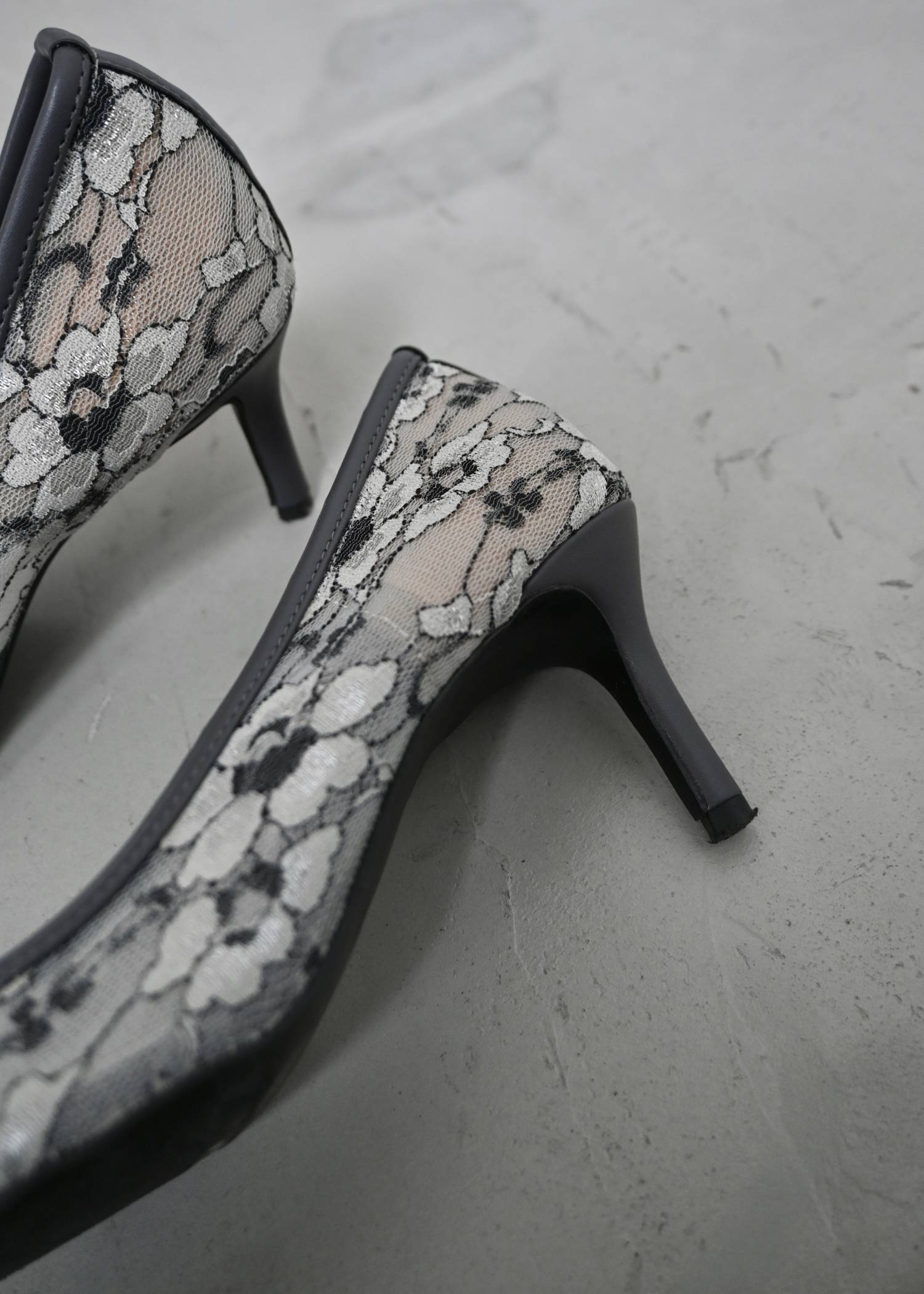 sheer fabric pointed toe pumps