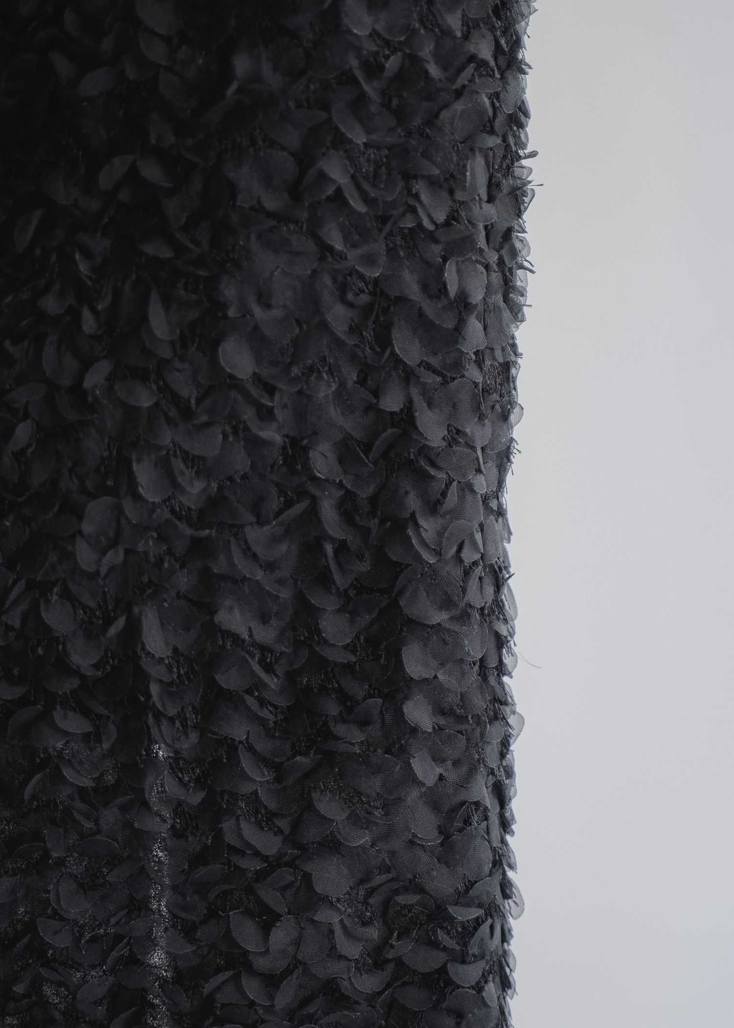 fringe wave tulle pencil SK