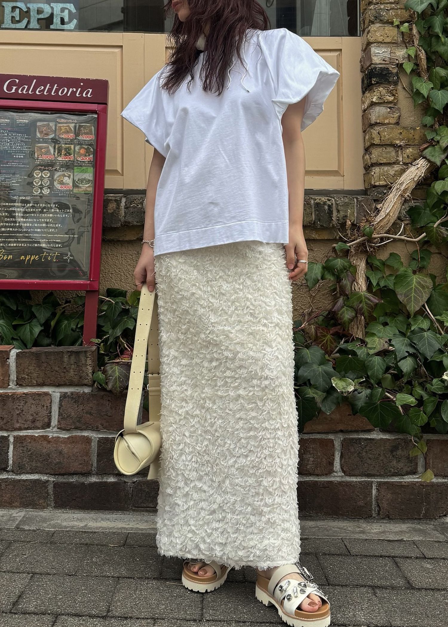 fringe wave tulle pencil SK