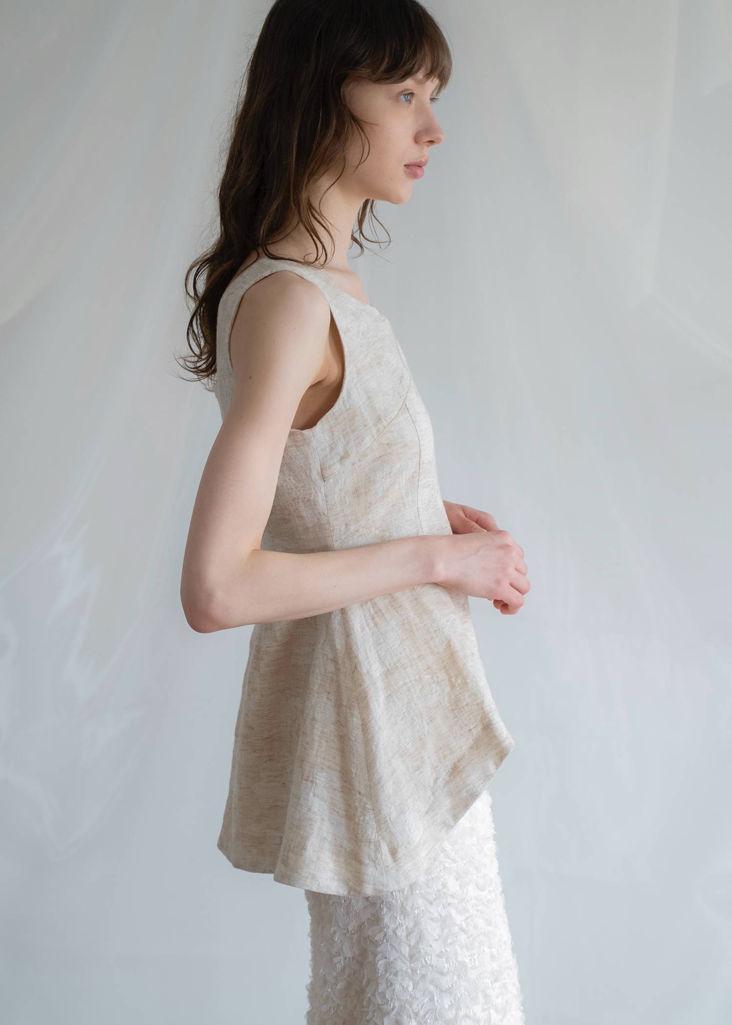 architectural jacquard piping sleeveless tops