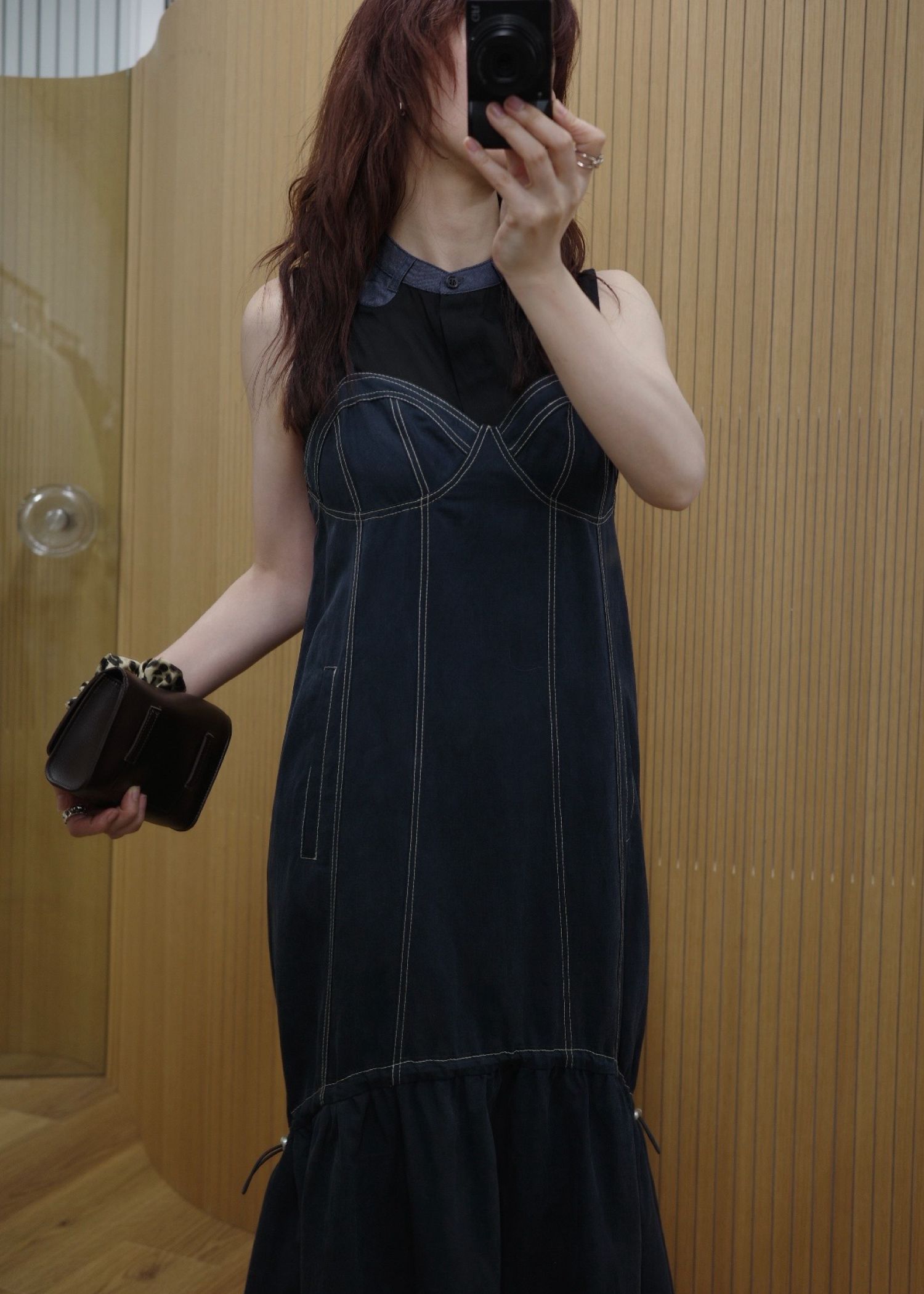no sleeve color scheme collar shirt