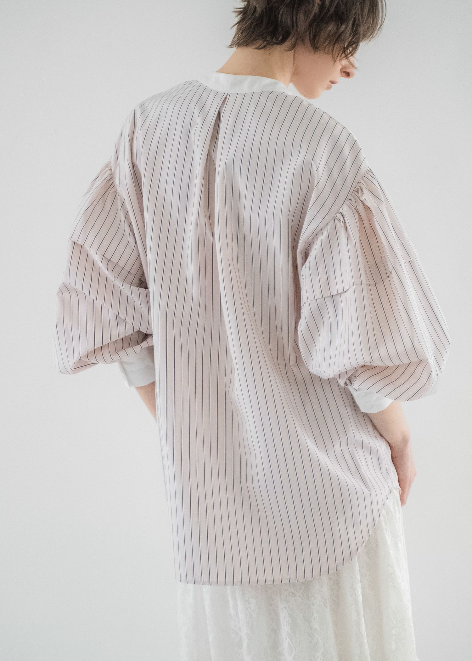 stripe balloon sleeve cleric BL