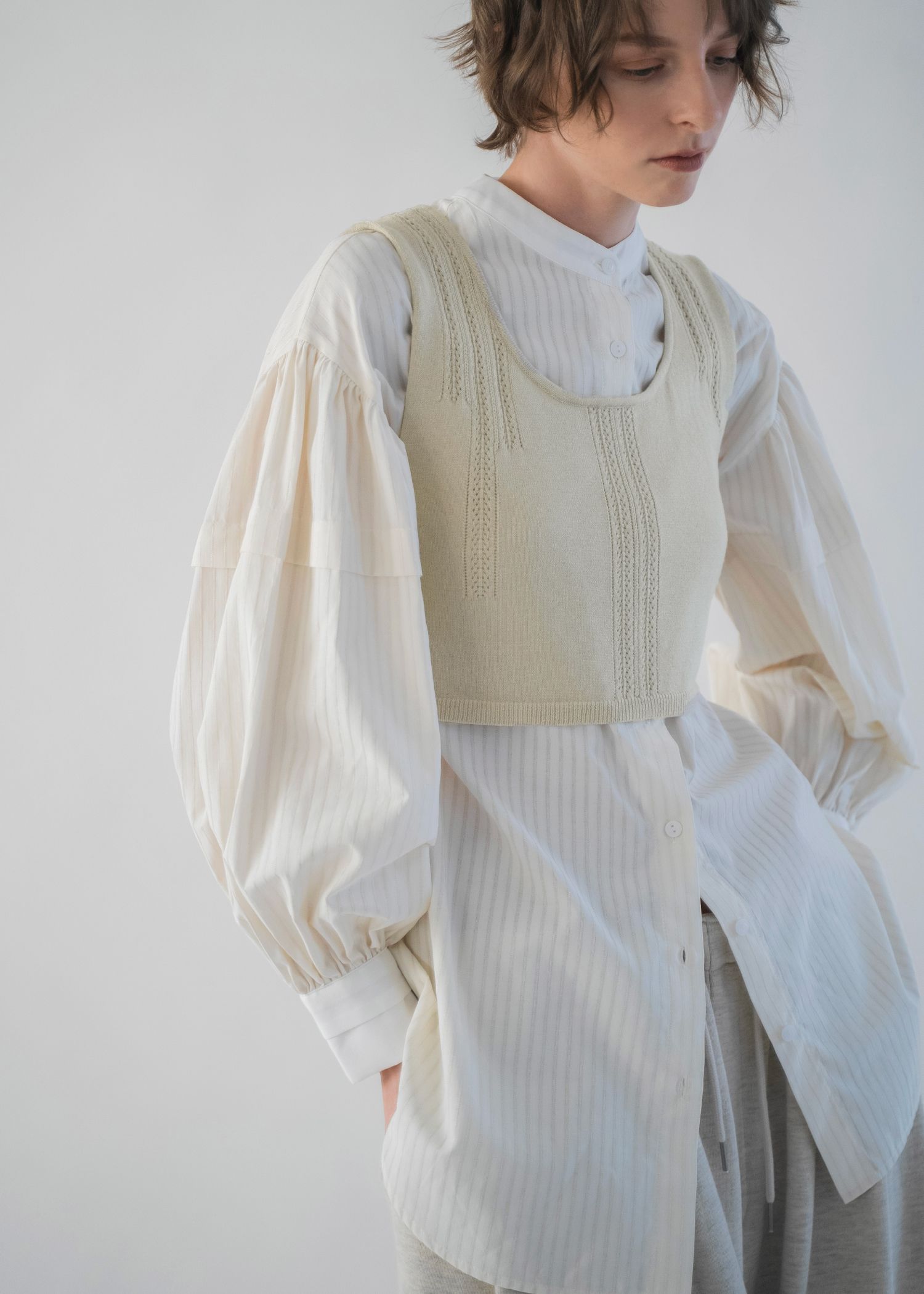 stripe balloon sleeve cleric BL