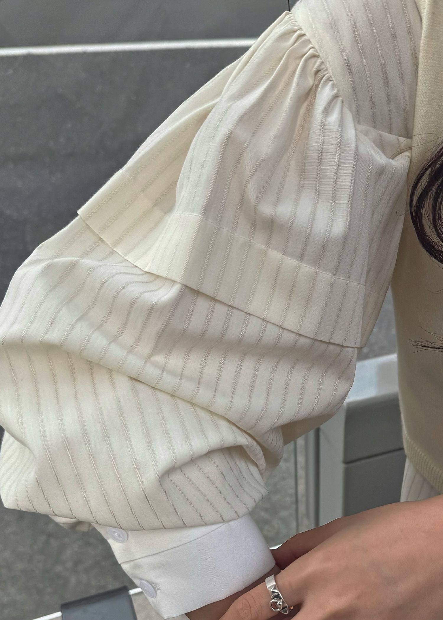 stripe balloon sleeve cleric BL