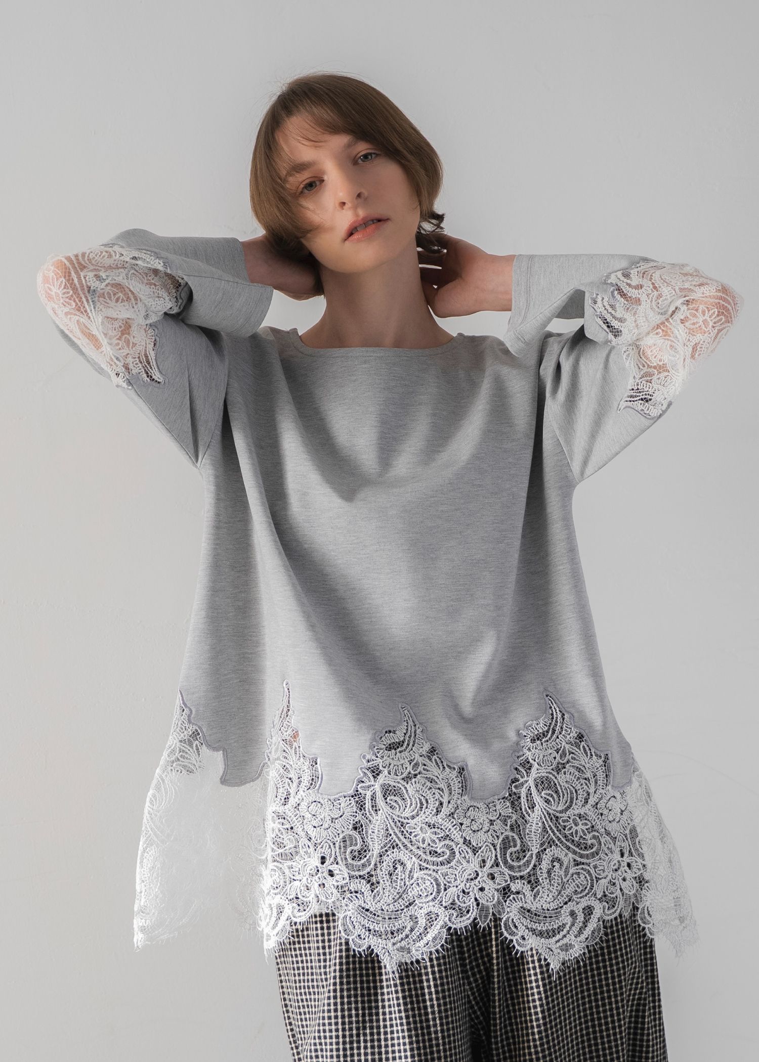 scallop lace sheer panel cut & sewn tops