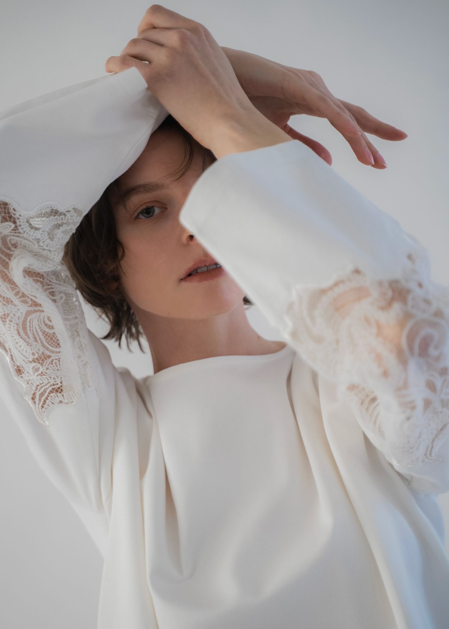 scallop lace sheer panel cut & sewn tops