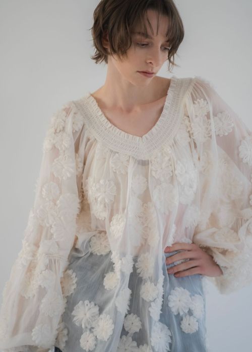 flower motif sheer BL