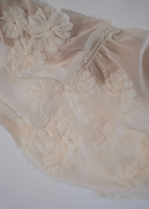 flower motif sheer BL