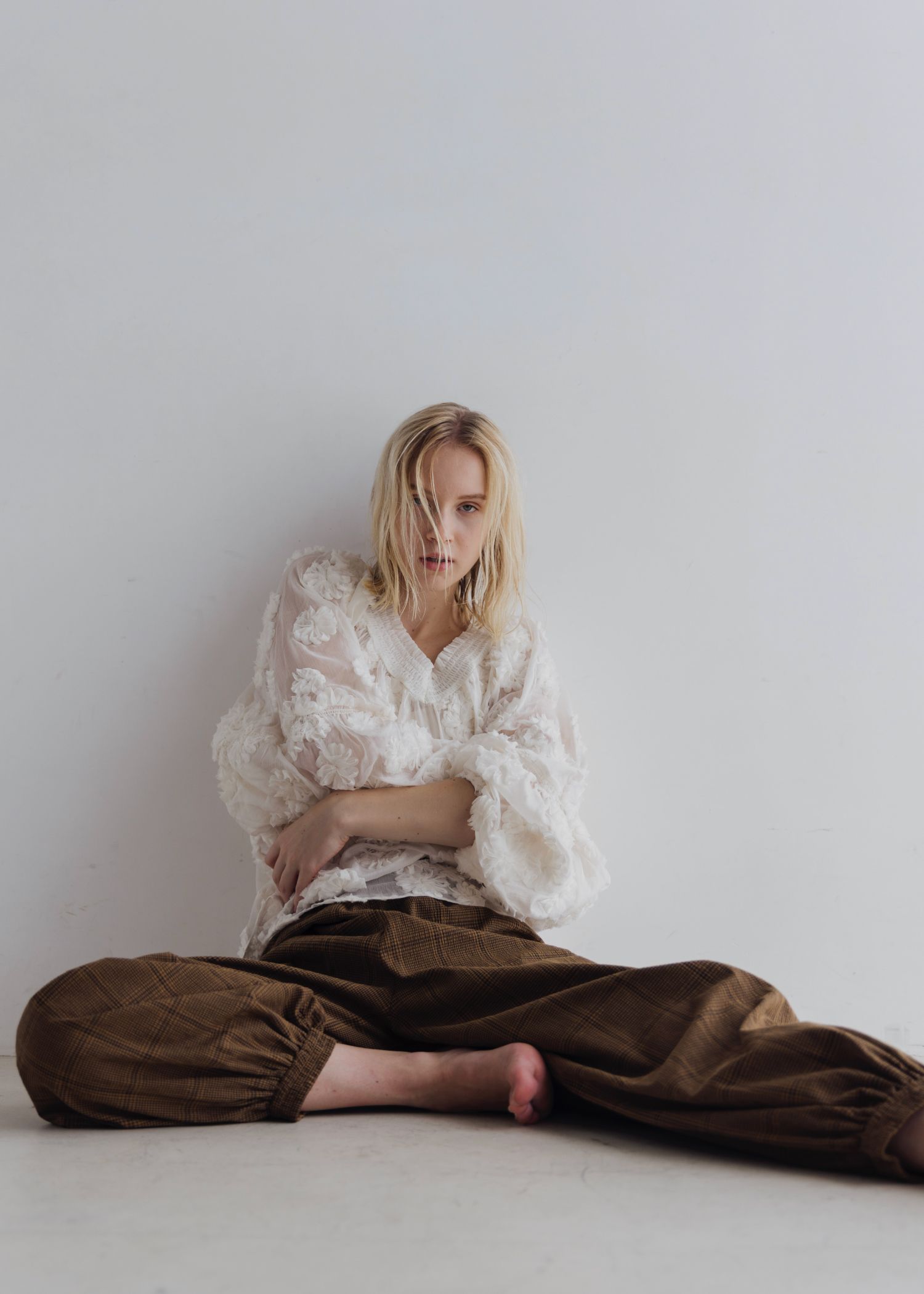 flower motif sheer BL