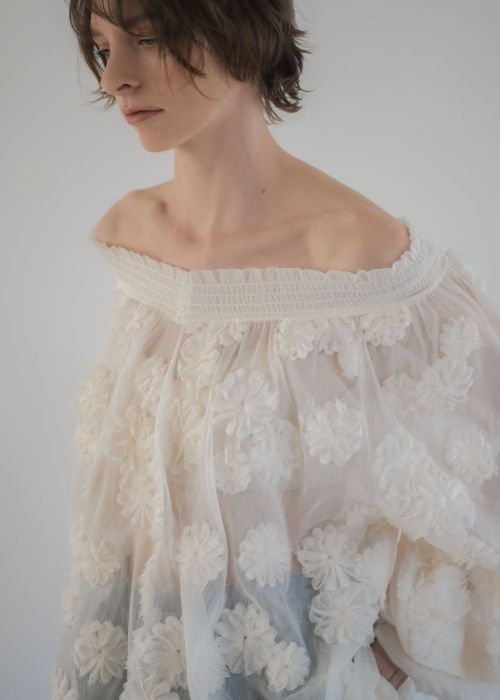 flower motif sheer BL