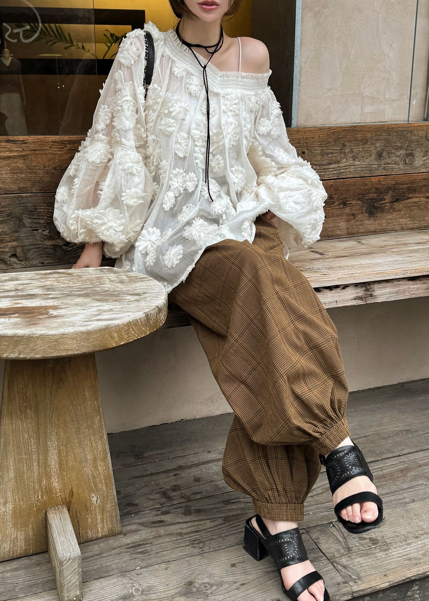 flower motif sheer BL