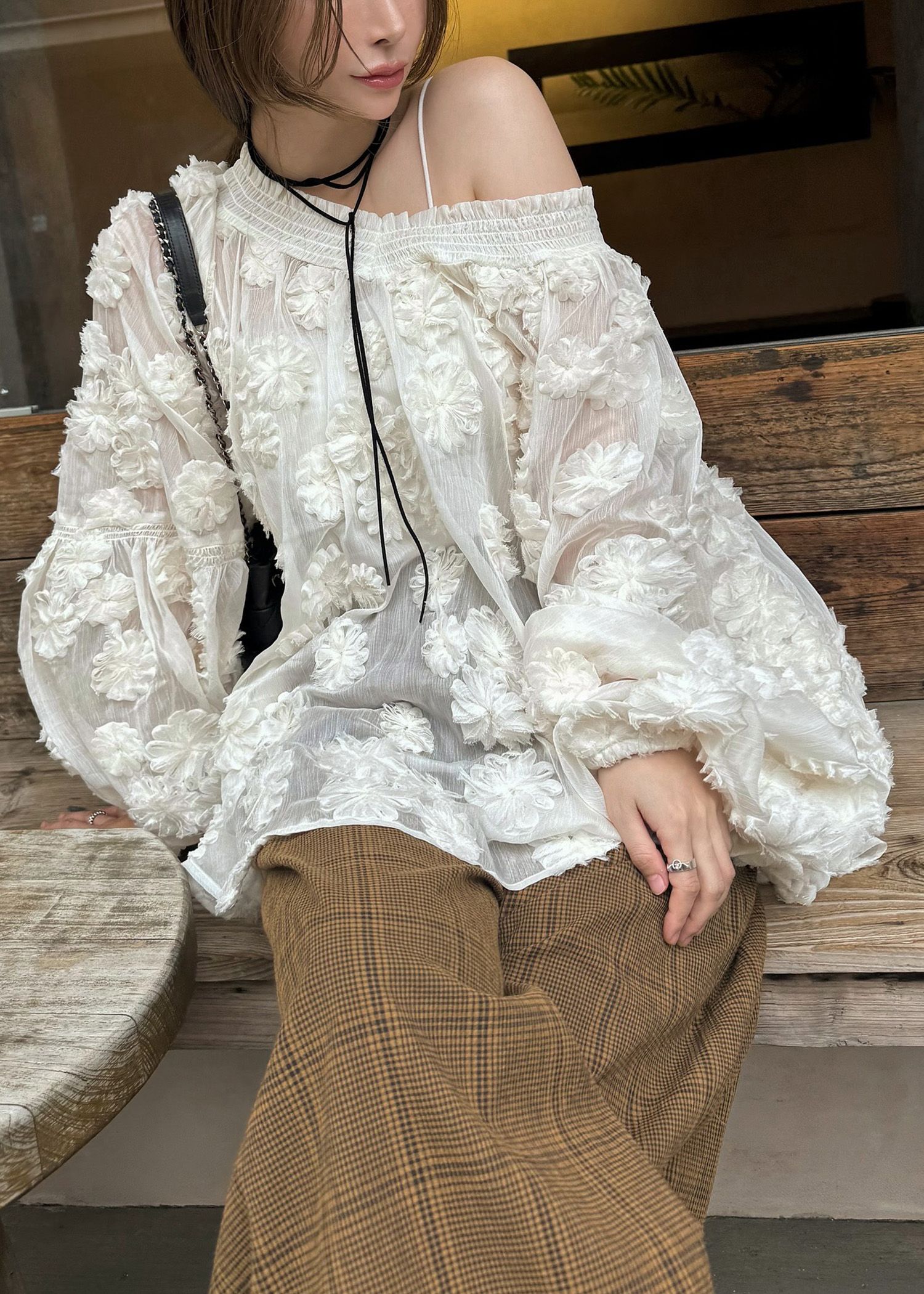 flower motif sheer BL