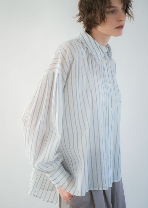 collar & cuffs triple layered over SH
