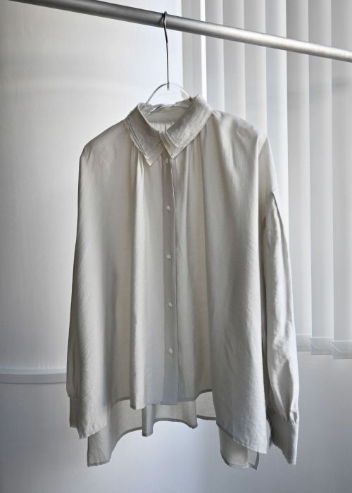 collar & cuffs triple layered over SH
