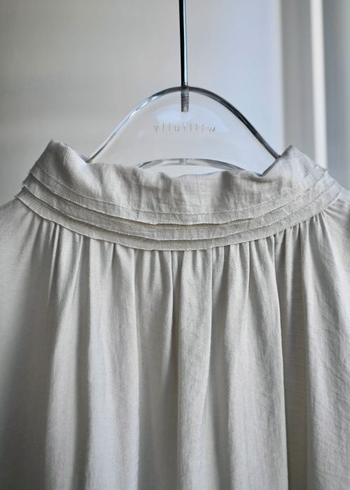 collar & cuffs triple layered over SH