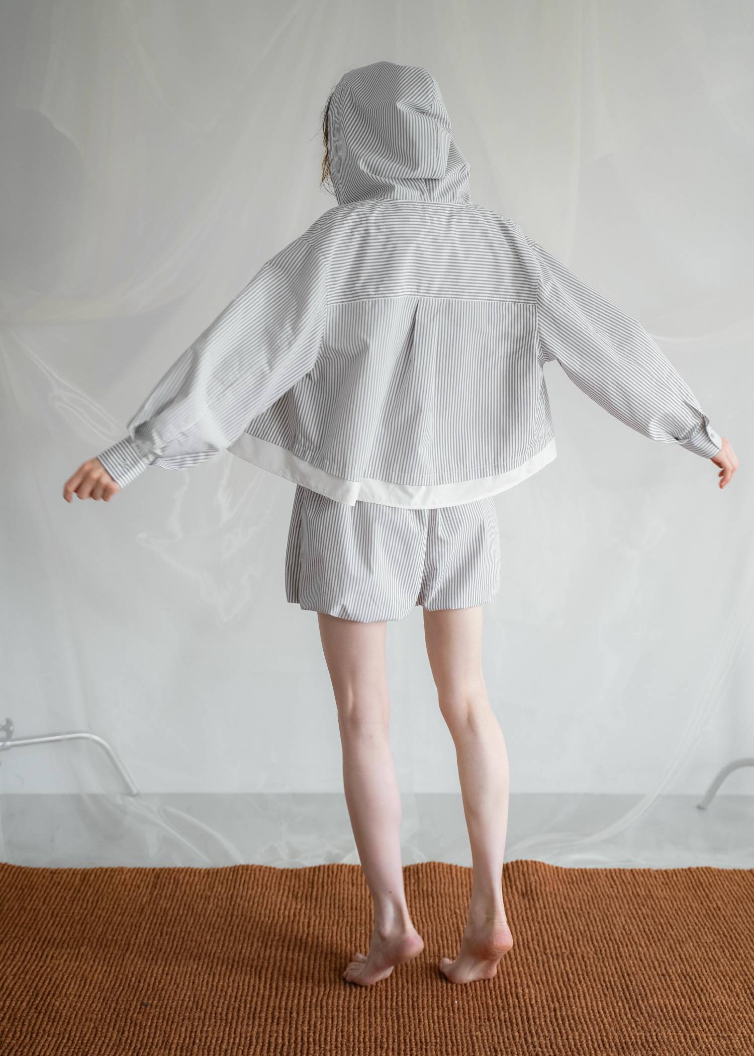 UV cut layered hem shirt hoodie tops