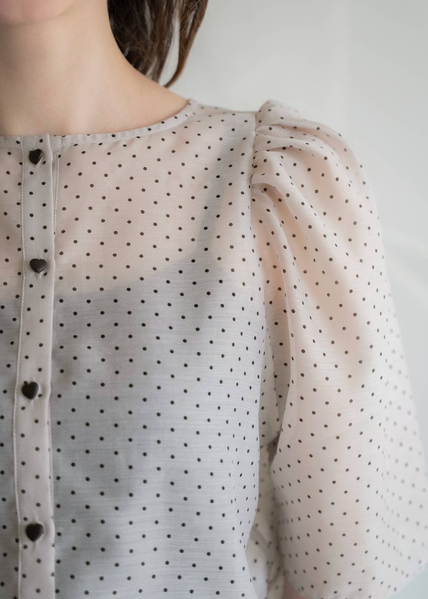 volume sleeve dot scrunchie BL