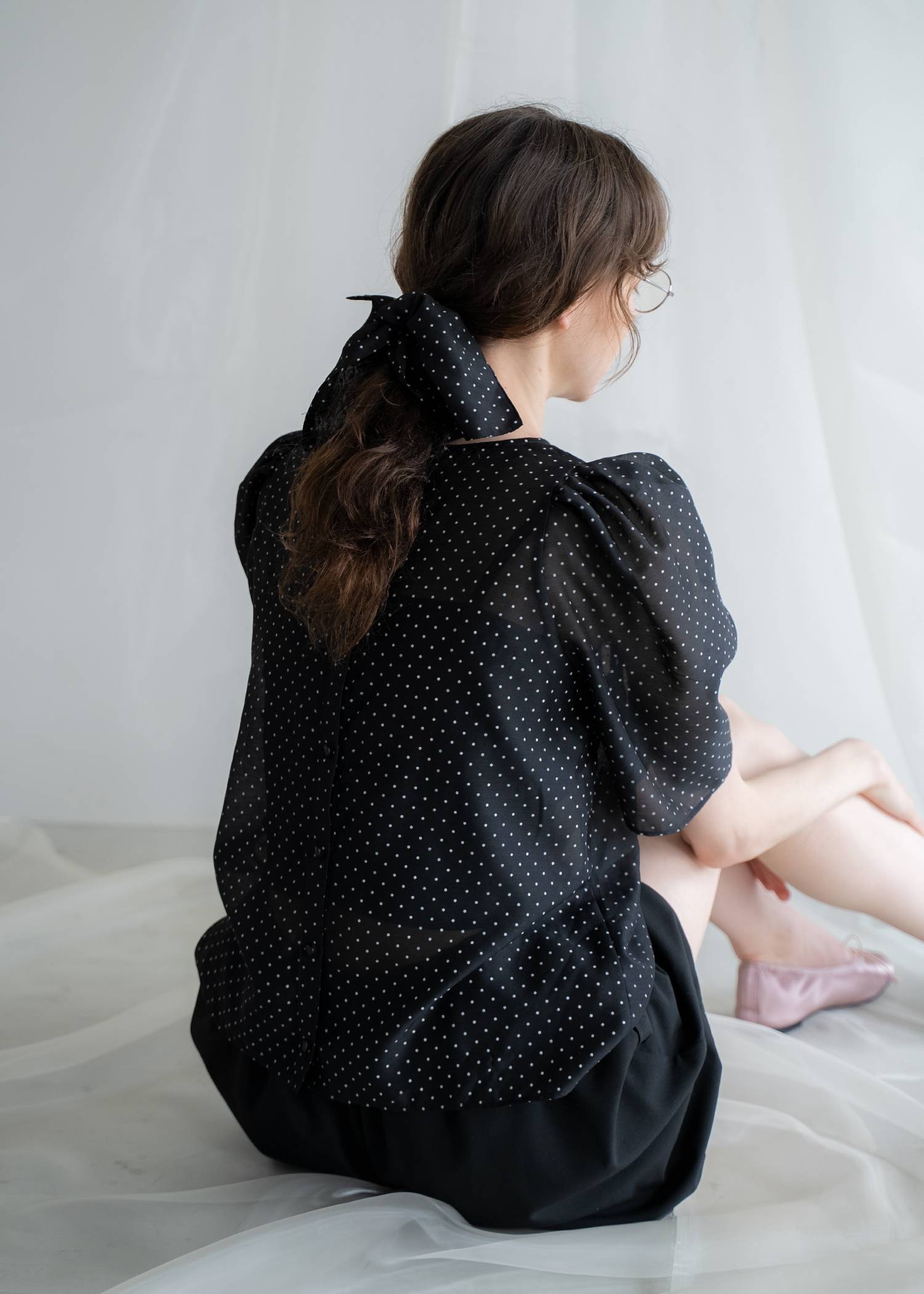 volume sleeve dot scrunchie BL