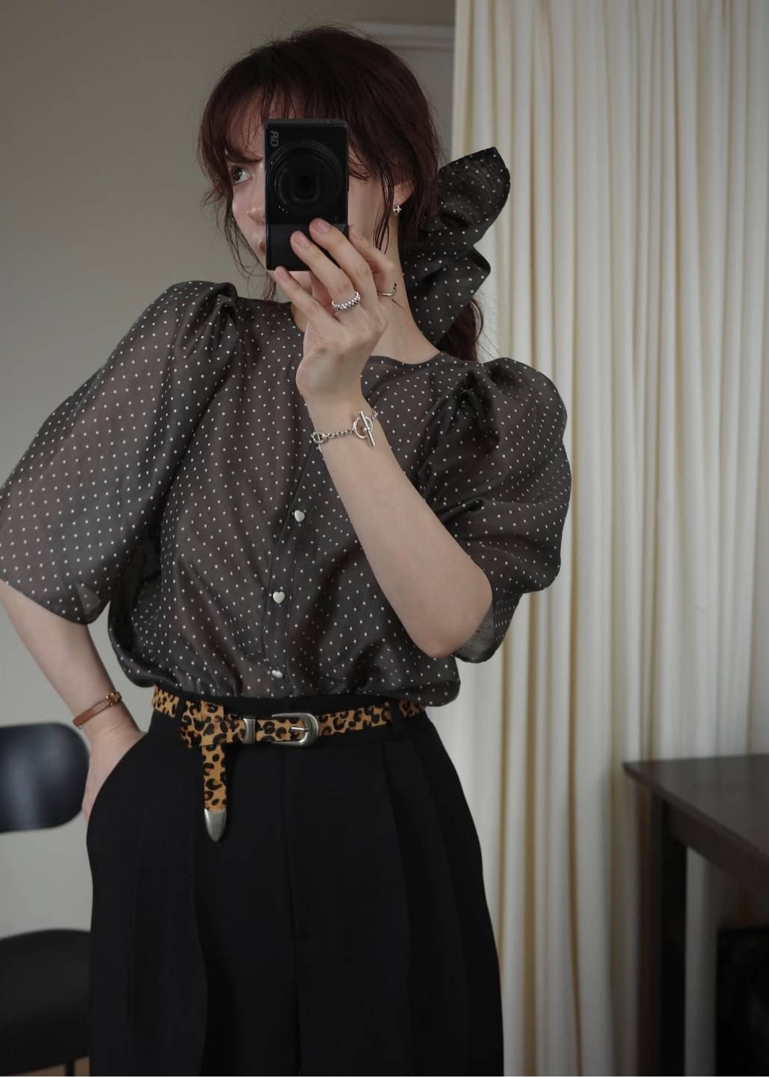 volume sleeve dot scrunchie BL