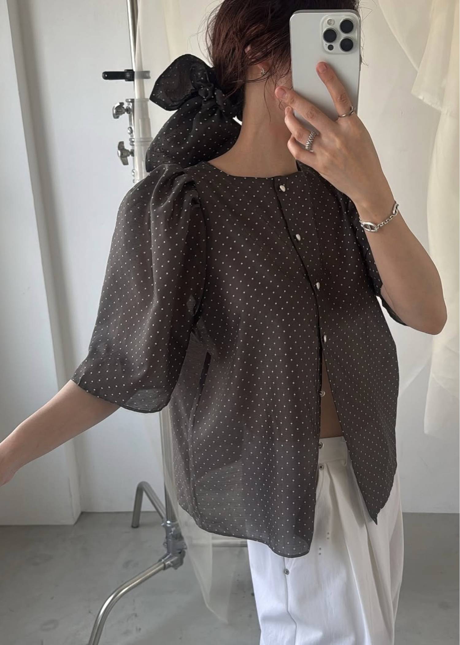volume sleeve dot scrunchie BL