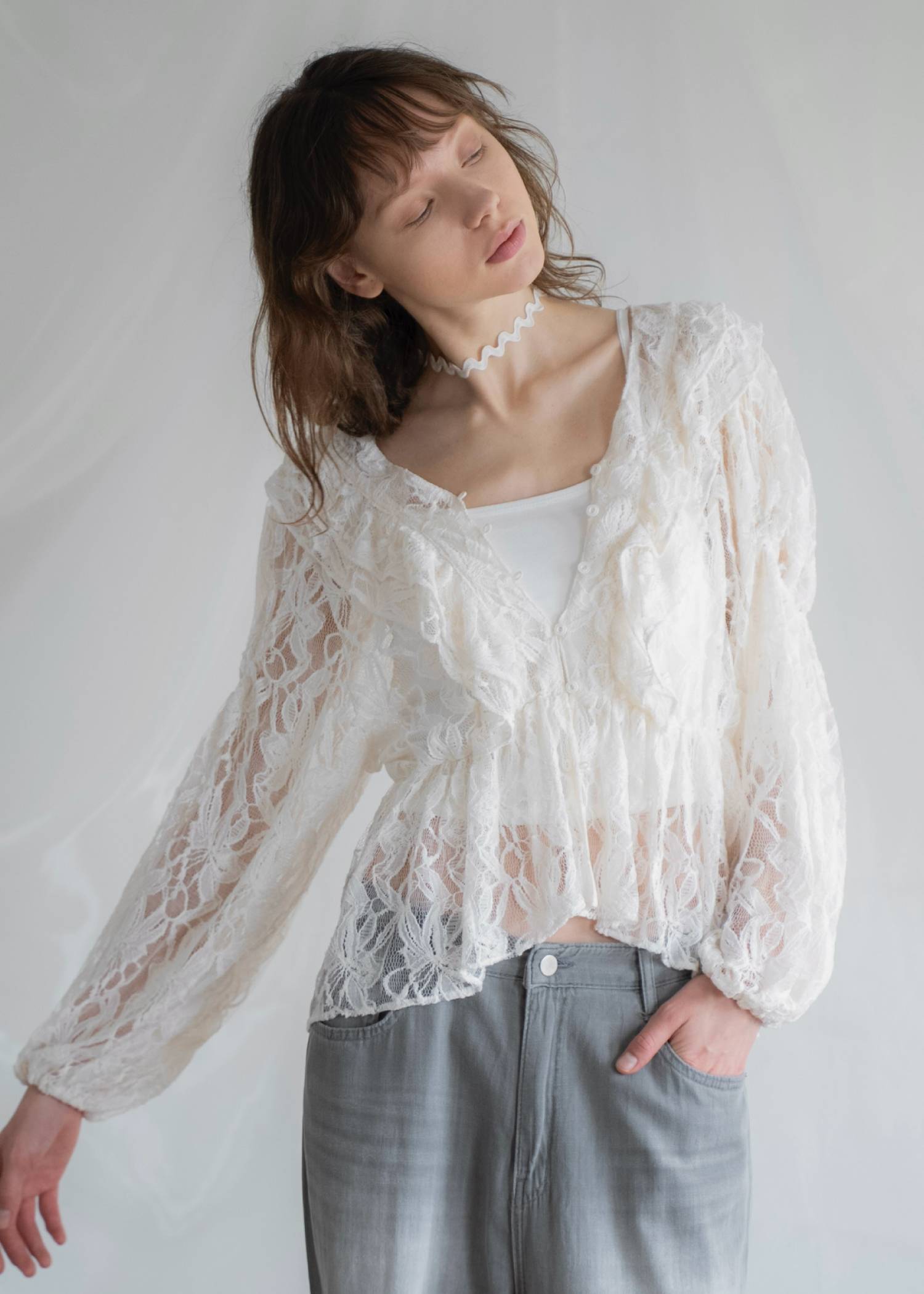 tiered frill neck volume sleeve lace BL